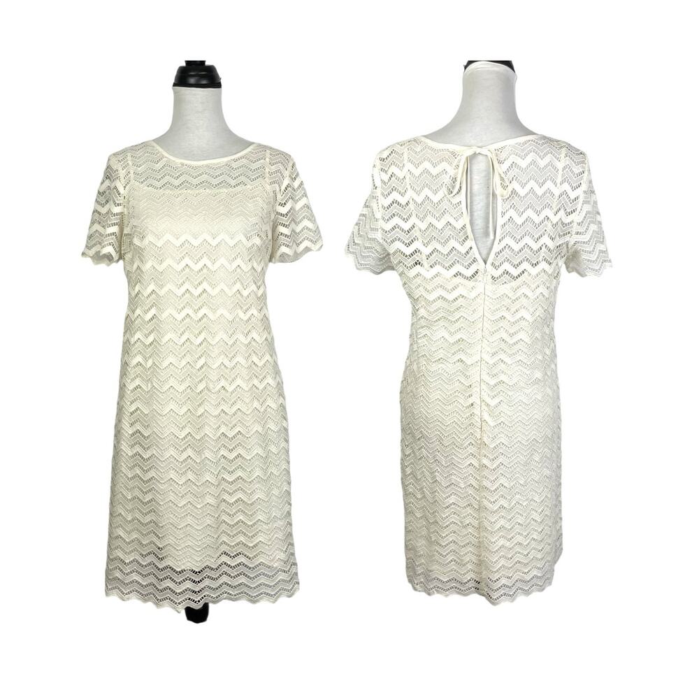 Ann Taylor LOFT | Cream Crochet Lace Chevron A-line Shift Dress